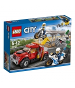 Конструктор LEGO City 60137 Побег на буксировщике